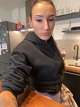 Snapshot of spottyyy chatting on January 2025 11:12:02 AM spottyyy online show from January 2025 11:12:02 AM