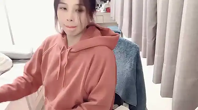 Snapshot of tw_yaya chatting on December 2024 03:29:02 AM tw yaya online show from December 2024 03:29:02 AM