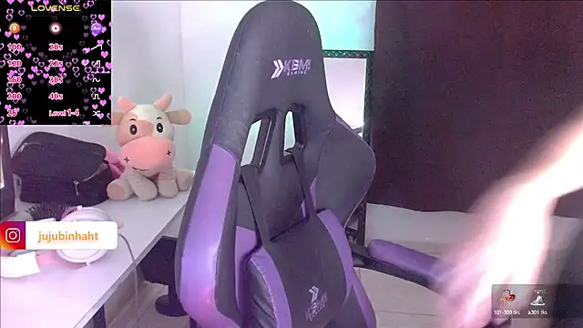 jujubinhahot online show from March 2025 09:48:02 PM