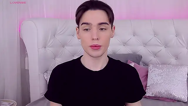 RobbyCharming online show from March 2025 01:31:01 AM