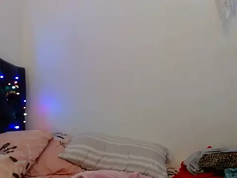 Snapshot of gooddes303salome chatting on October 2025 05:16:01 AM gooddes303salome online show from October 2025 05:16:01 AM