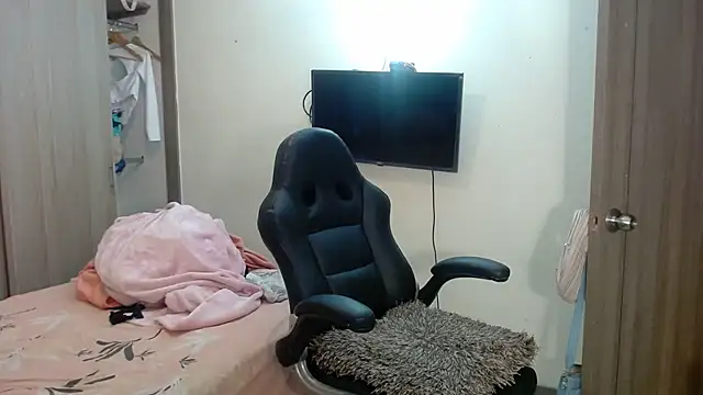 Snapshot of gooddes303salome chatting on February 2026 09:46:02 PM gooddes303salome online show from February 2026 09:46:02 PM