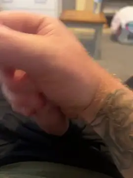 Snapshot of Averagematt1991 chatting on January 2025 10:43:02 AM Averagematt1991 online show from January 2025 10:43:02 AM