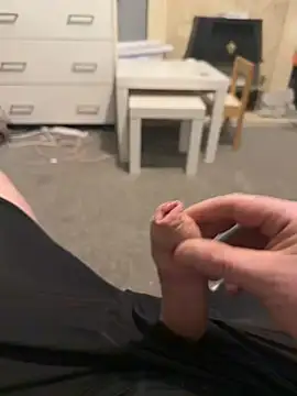 Averagematt1991 online show from February 2026 07:54:02 PM