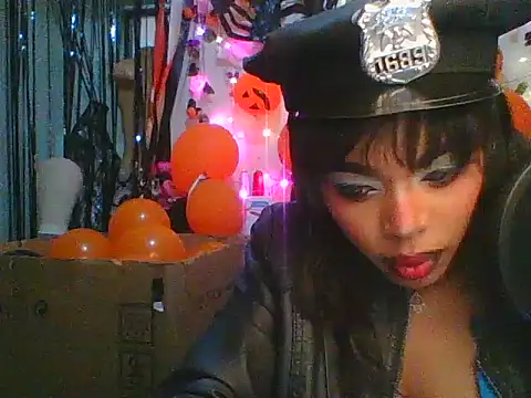 Snapshot of Anaconda2350 chatting on November 2025 10:52:01 PM Anaconda2350 online show from November 2025 10:52:01 PM