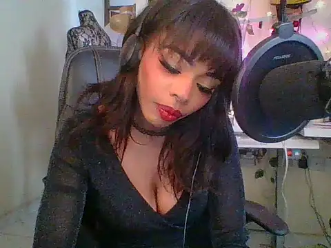 Snapshot of Anaconda2350 chatting on February 2026 12:00:01 PM Anaconda2350 online show from February 2026 12:00:01 PM