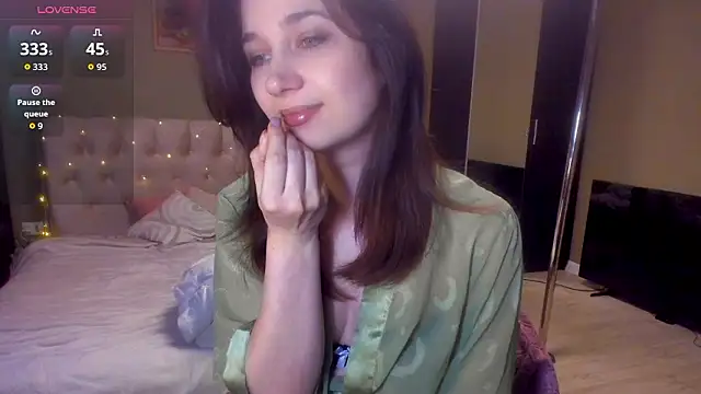 Carina E online show from February 2026 11:28:02 AM