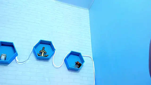 Helenn monroy1 online show from January 2025 05:45:02 PM