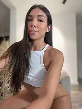 EllaSanz  online show from September 2025 09:28:02 PM