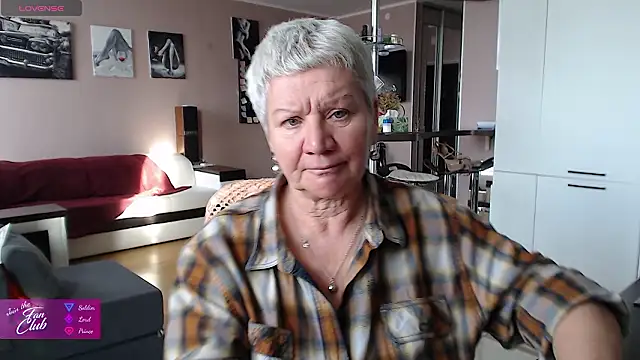 roxana brooks online show from February 2026 12:28:01 PM