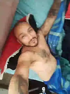 Snapshot of KenllyH chatting on December 2024 07:14:01 PM KenllyH online show from December 2024 07:14:01 PM