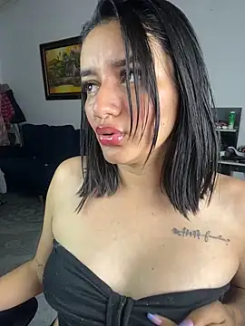 Snapshot of Lucia-Candy chatting on January 2025 02:15:01 AM Lucia-Candy online show from January 2025 02:15:01 AM