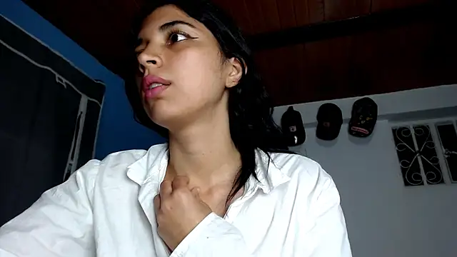 Snapshot of Nasty_019 chatting on January 2025 01:18:01 AM Nasty 019 online show from January 2025 01:18:01 AM