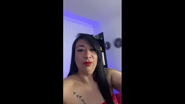 Karina Yang online show from July 2026 12:48:02 PM