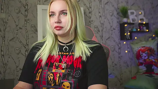 Moon Valkyrie online show from February 2026 06:22:01 AM