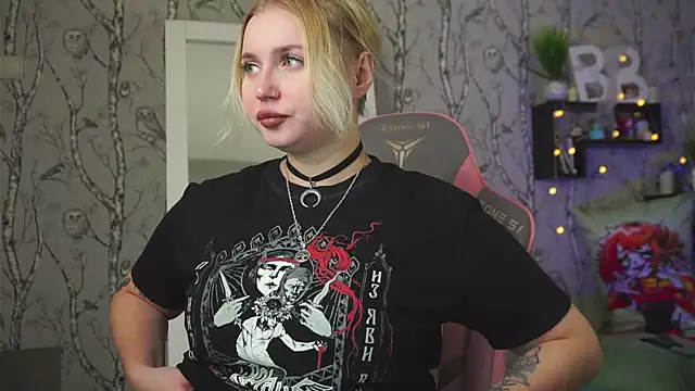 Moon Valkyrie online show from February 2026 06:07:01 AM