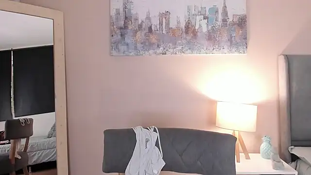 MiaFranklyn online show from January 2025 06:51:02 PM