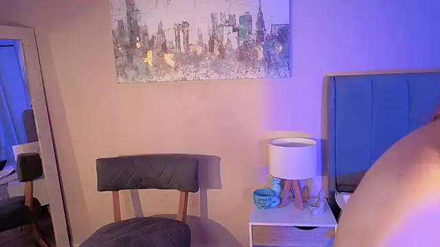 MiaFranklyn online show from September 2025 02:50:01 PM