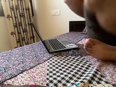 Snapshot of debu46 chatting on September 2025 11:24:02 AM debu46 online show from September 2025 11:24:02 AM