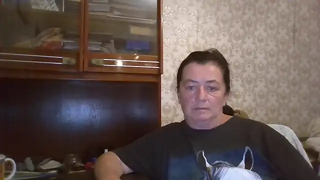 GypsiQueen2 online show from September 2025 07:03:02 PM