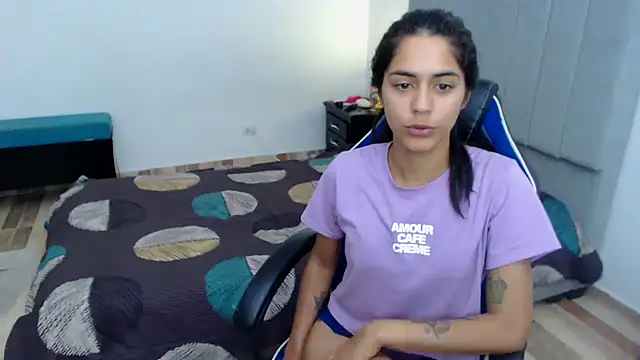 Snapshot of imSophia chatting on December 2024 10:32:01 PM imSophia online show from December 2024 10:32:01 PM