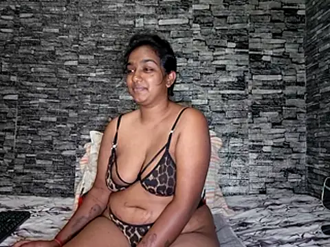 Xindias fantasyX online show from May 2026 06:37:02 PM