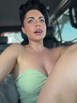 LukeLouHarvey online show from April 2026 05:18:02 AM