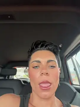 LukeLouHarvey online show from July 2026 05:38:02 AM