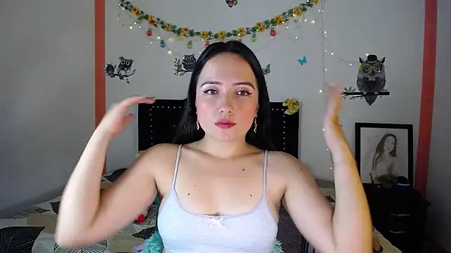 naughty girl 4u online show from January 2025 04:58:02 PM