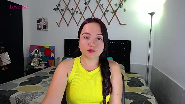 Snapshot of naughty_girl_4u chatting on July 2026 08:00:02 AM naughty girl 4u online show from July 2026 08:00:02 AM