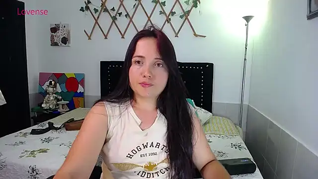 Snapshot of naughty_girl_4u chatting on July 2026 02:36:02 AM naughty girl 4u online show from July 2026 02:36:02 AM