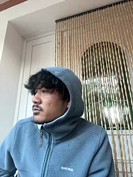 Snapshot of juniiorre chatting on October 2025 07:12:01 AM juniiorre online show from October 2025 07:12:01 AM