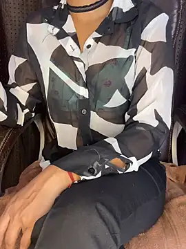 SCHOOL Girl 0 online show from December 2024 04:18:01 PM