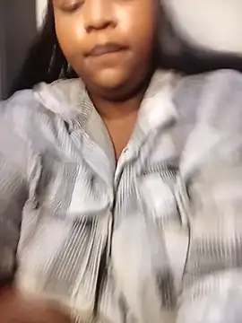 Snapshot of Aaaliyah445 chatting on October 2025 05:28:02 AM Aaaliyah445 online show from October 2025 05:28:02 AM