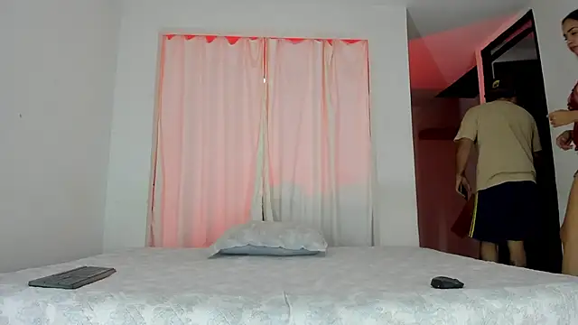 Fairycandyx online show from May 2026 07:27:01 AM