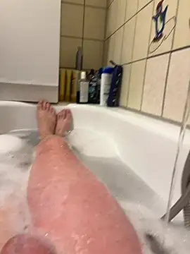 David19932908 online show from October 2025 04:29:02 PM