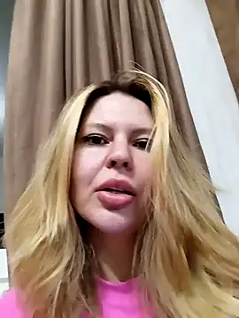 Snapshot of Lovers__Annn chatting on September 2025 01:24:02 PM Lovers Annn online show from September 2025 01:24:02 PM