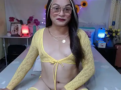 UrAsianPrincessDanie online show from July 2026 12:09:02 PM
