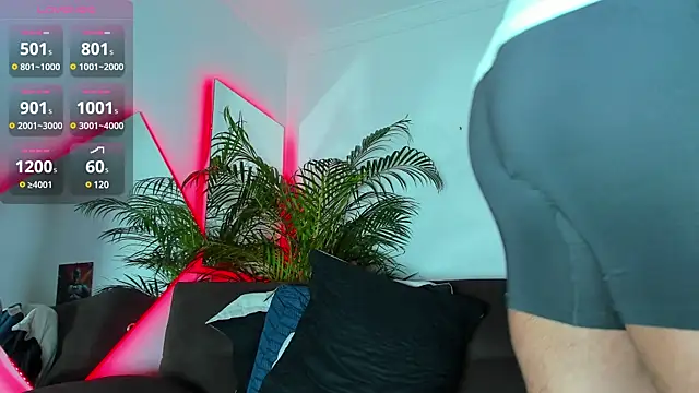 Snapshot of DantePierroo chatting on December 2024 01:55:02 PM DantePierroo online show from December 2024 01:55:02 PM