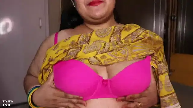 Snapshot of AgniPriya chatting on December 2024 05:25:02 AM AgniPriya online show from December 2024 05:25:02 AM