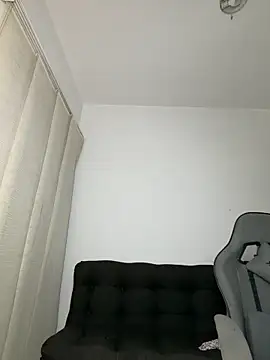 Snapshot of mi_suk11 chatting on February 2026 08:08:02 AM mi suk11 online show from February 2026 08:08:02 AM