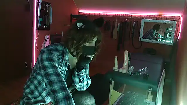 Ginny-the-bdsm-nympho online show from December 2024 06:17:02 PM