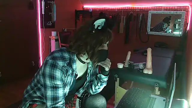 Ginny-the-bdsm-nympho online show from February 2025 05:47:02 PM