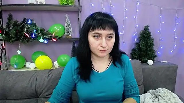 NinaFlawlees online show from January 2025 02:04:01 AM