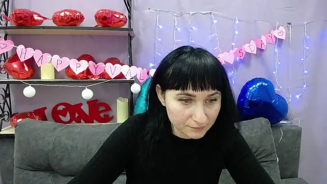 NinaFlawlees online show from February 2025 07:17:02 PM