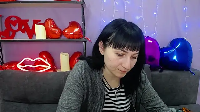 NinaFlawlees online show from March 2025 04:39:02 AM