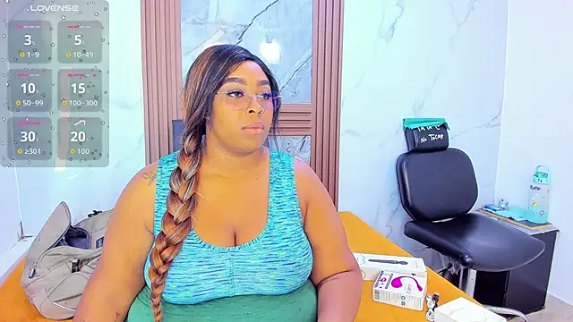 Snapshot of HannyMansonh chatting on February 2026 03:23:01 AM HannyMansonh online show from February 2026 03:23:01 AM