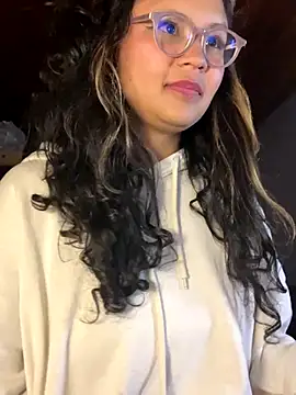 Hathorlove online show from October 2025 06:31:01 AM