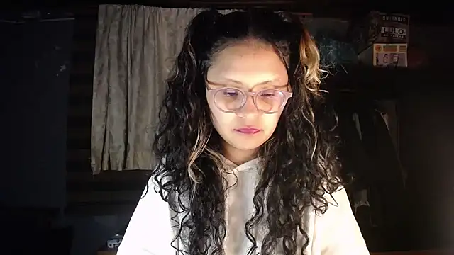 Hathorlove online show from March 2026 05:11:01 AM