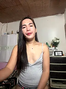 Msyensmith online show from November 2025 12:43:01 AM